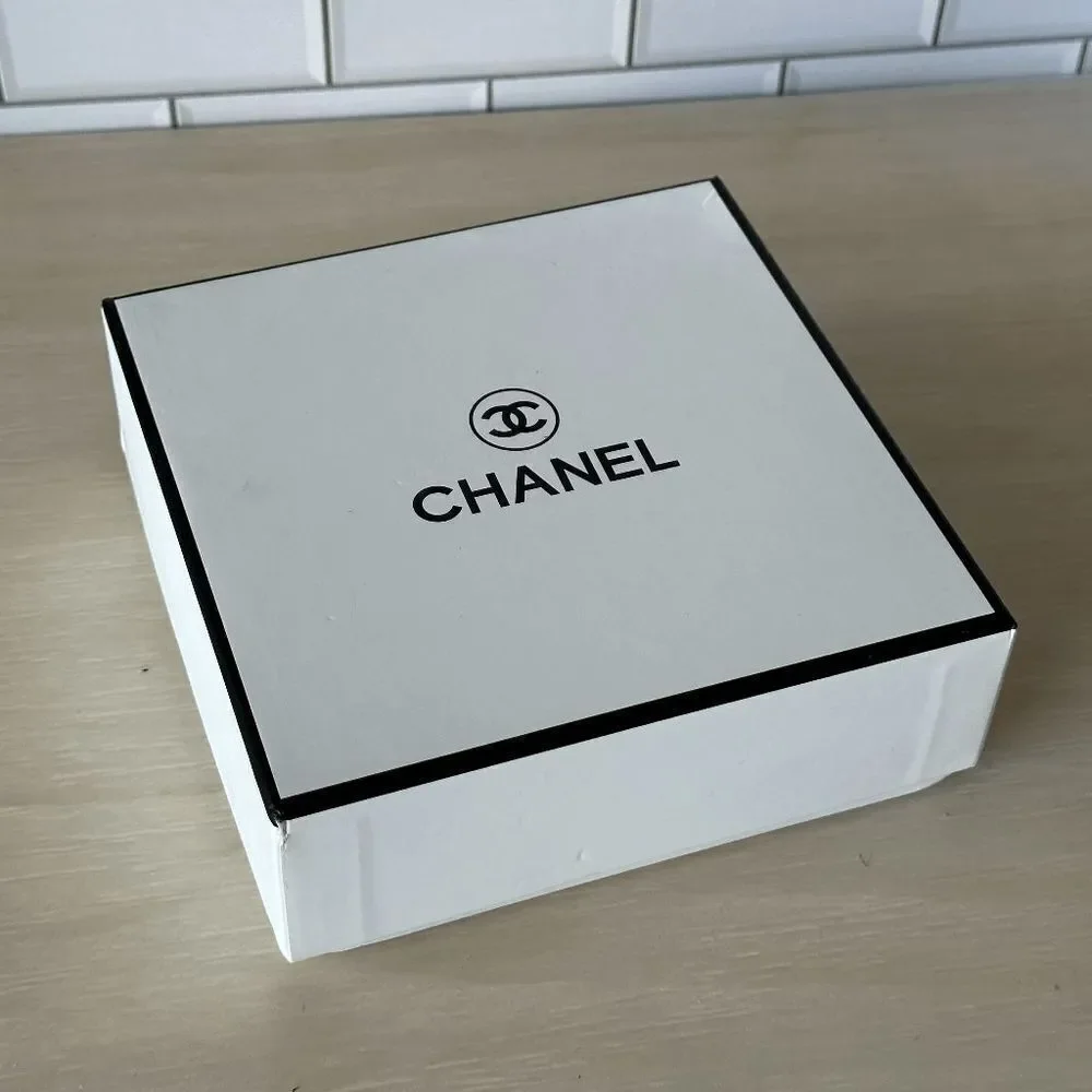 Chanel White Gift Box